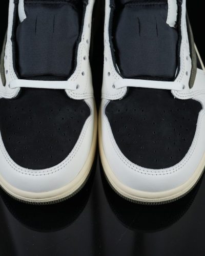 Jordan × Travis Scott Air Jordan 1 Low 5.0 Medium Olive — DZ4137-106 · GX Batch