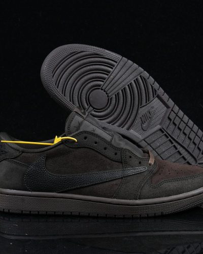 Travis Scott x Air Jordan 1 Retro Low OG SP ‘Velvet Brown’ — DM7866-202 · GX Batch